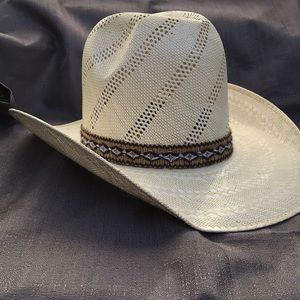 Valtierra cowboy hat
